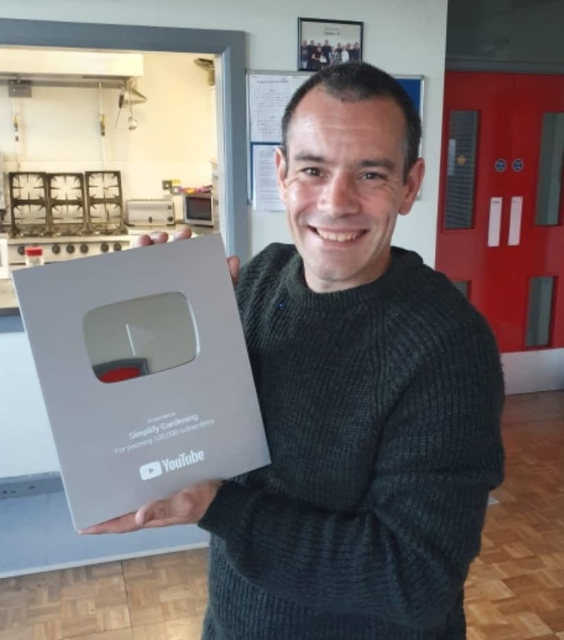 YouTube Silver Play Button awarded at 100,000 subscribers
